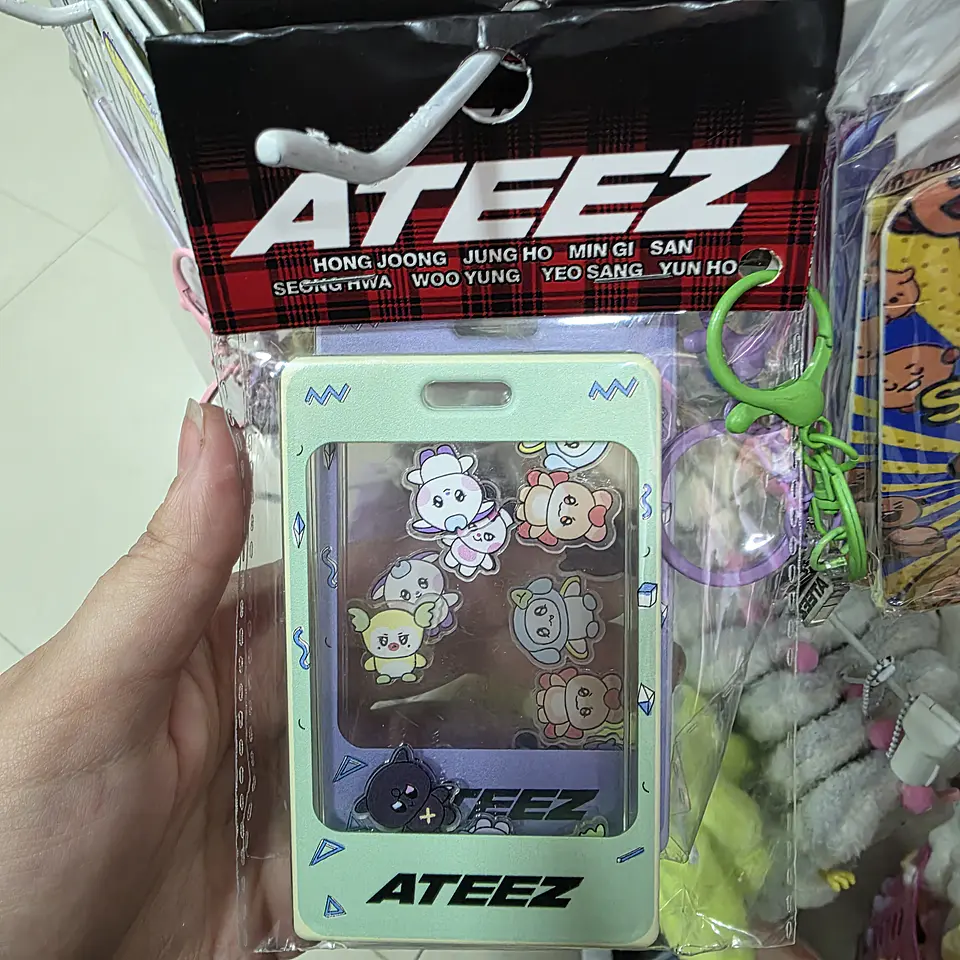 HOLDER ATEEZ 1