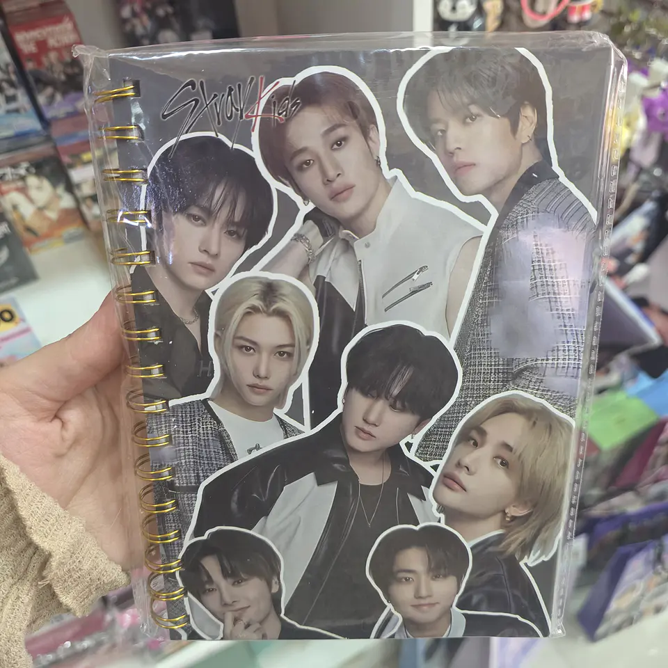 LIBRETA STRAY KIDS 5