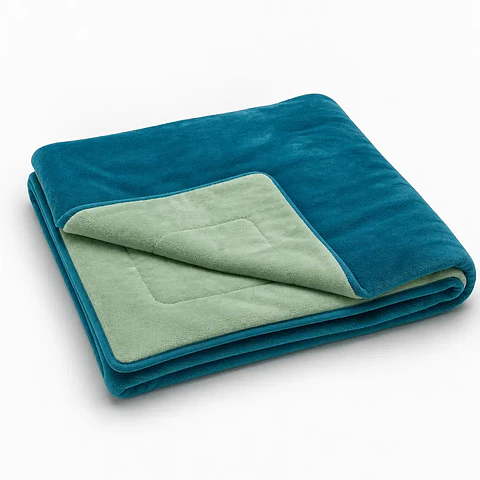 Manta Fresca Reversível — 70 × 50 cm