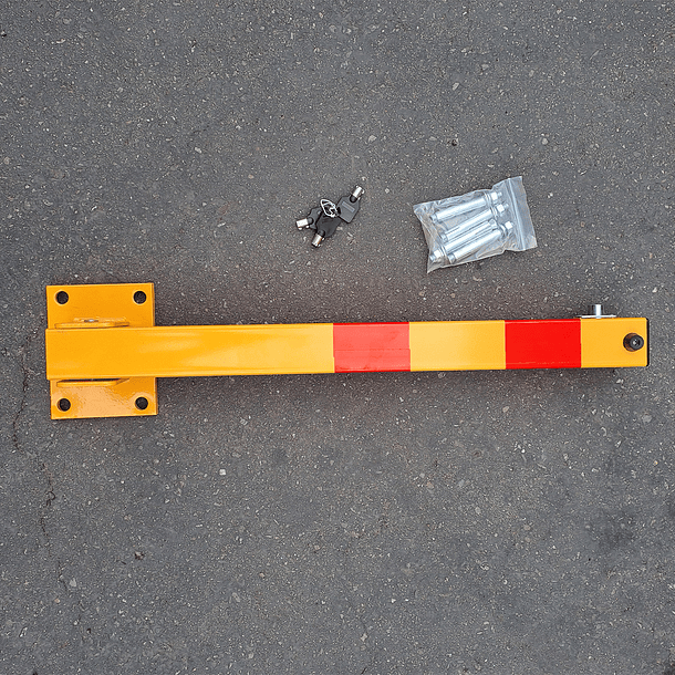 Protector para Estacionamiento con llave y pernos de anclaje 4