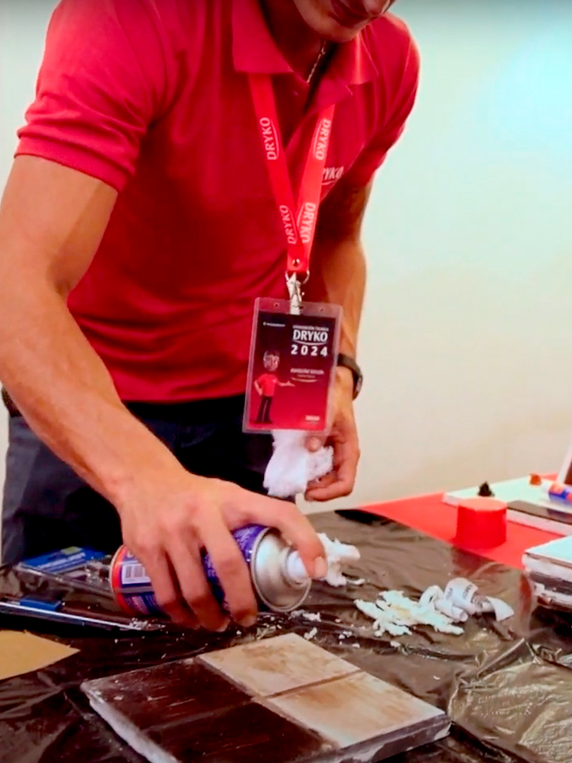 Spray Removedor De Pegamento Y Adhesivo Dryko Tiracola 400ml 4