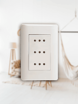 Tomacorriente italiano triple Richi Quantum BOX/ Blanco.