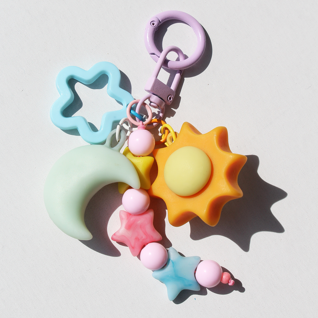 Llavero Charm Sol y Luna 1