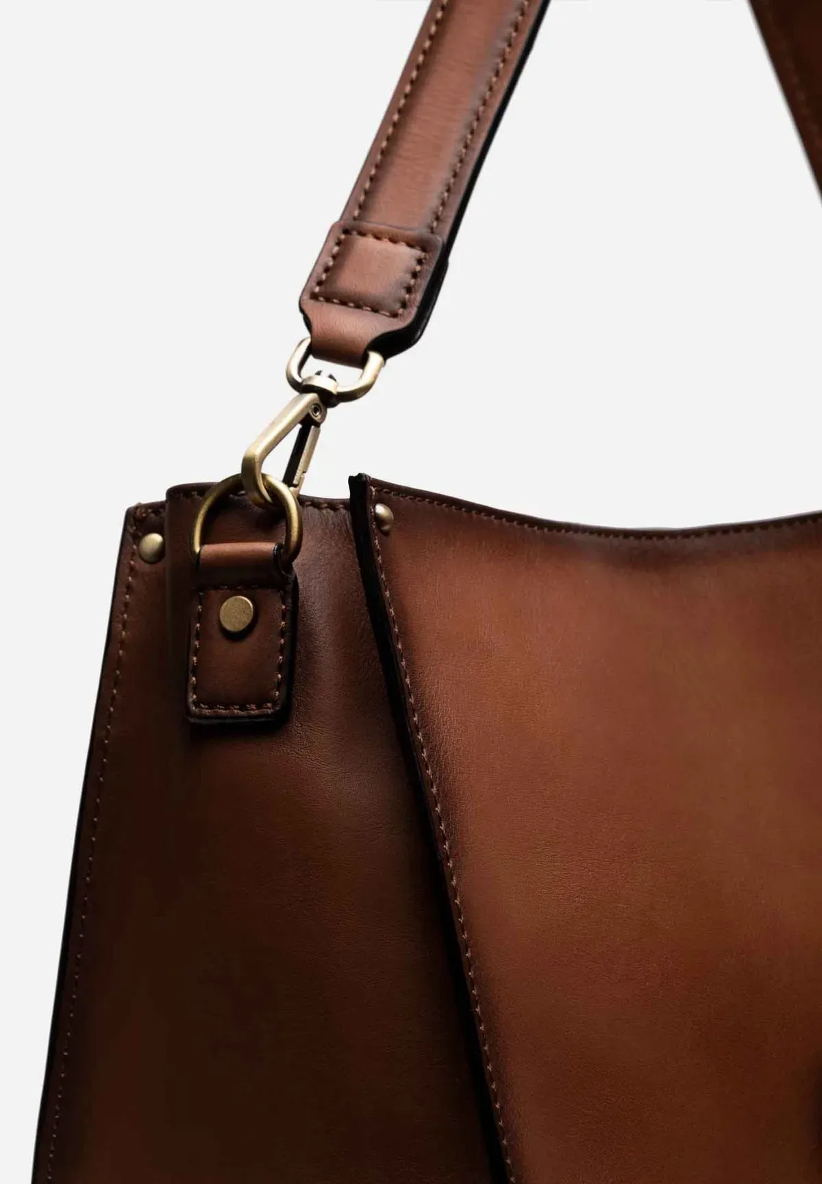 Signature CARTERA SHOULDER SFUMATO 3