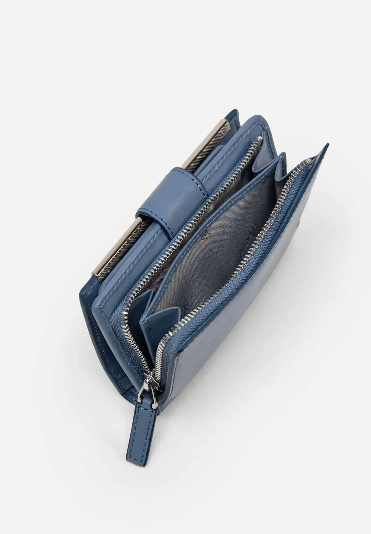 BILLETERA FLORA STITCH Plus 3