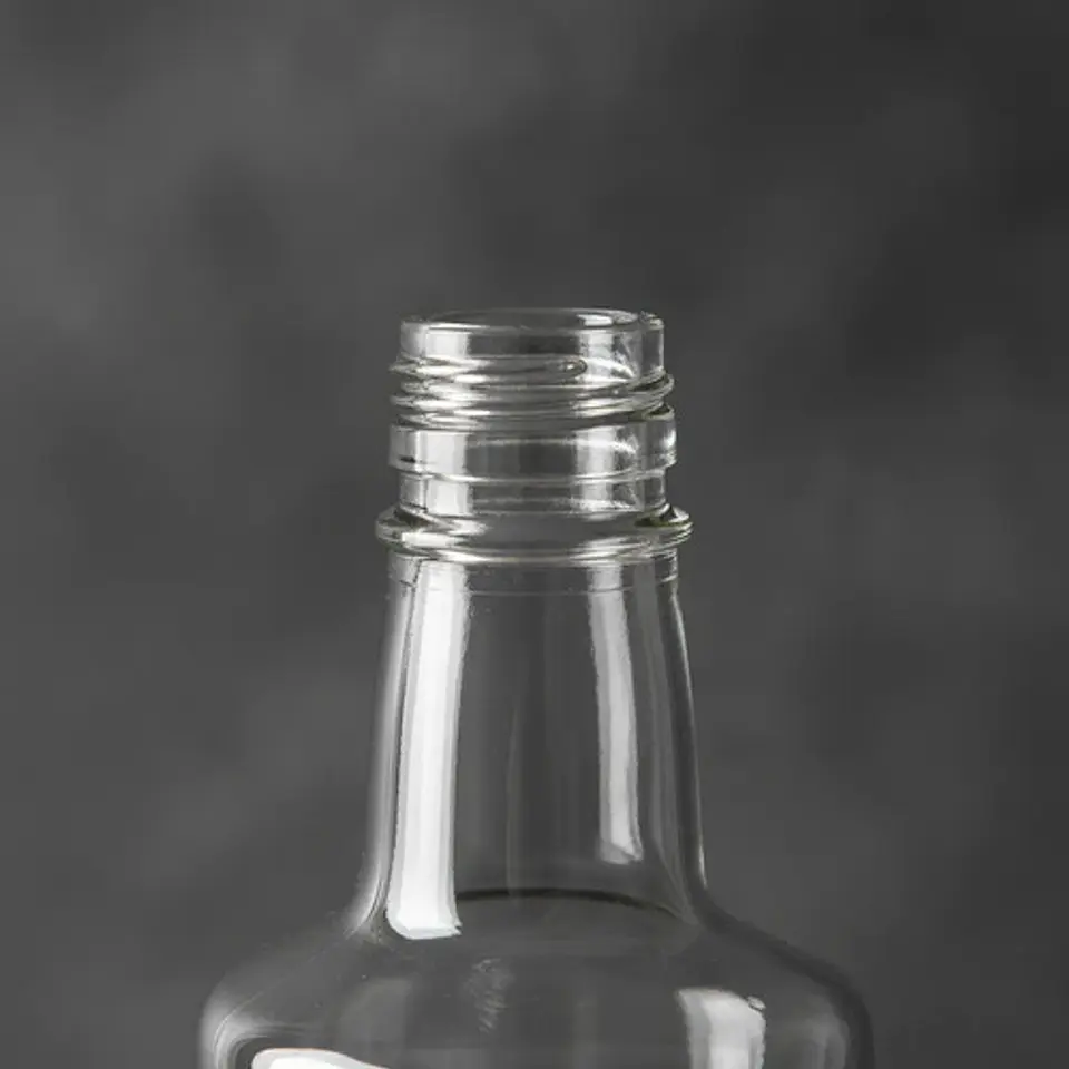 12 Botella De Vidrio Piramidal 750cc Tapa O Corcho 11