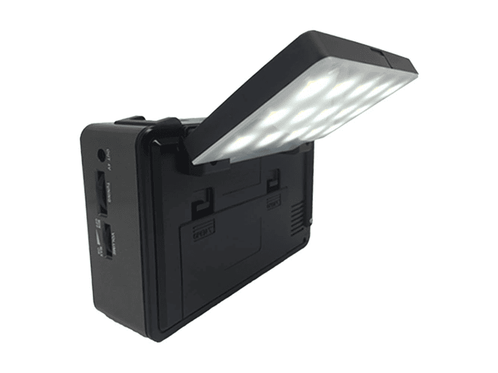 Radio Solar Recargable IRT Con Lampara 8 bandas 2