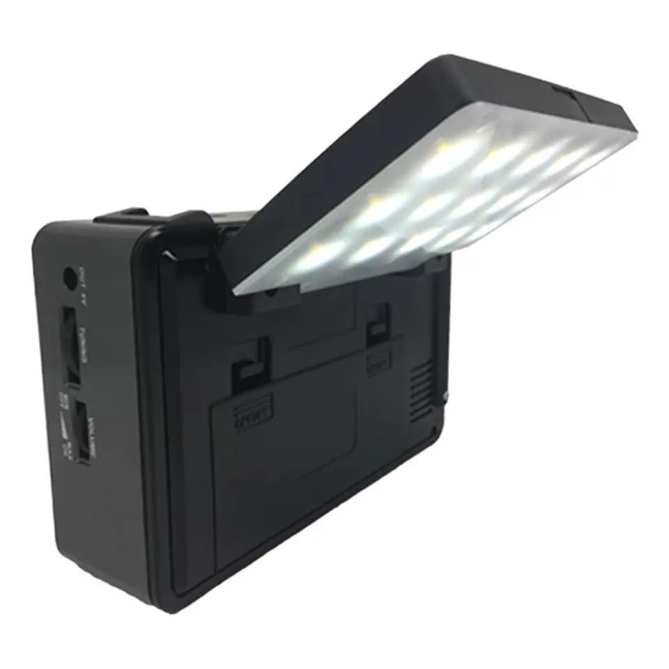 Radio Solar Recargable IRT Con Lampara 8 bandas 2