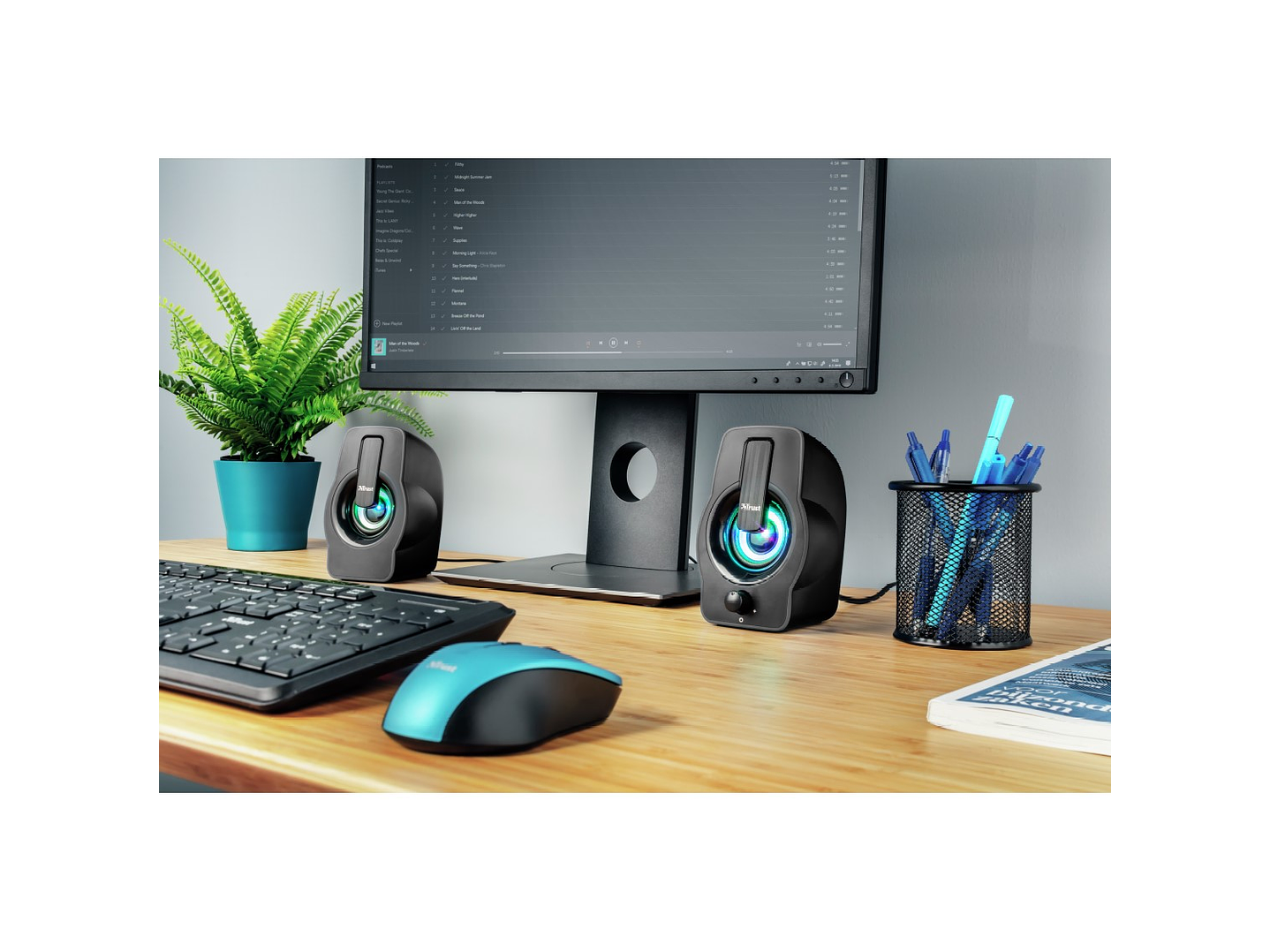 Parlante PC Trust Gemi 2.0 Led RGB Jack 3.5mm 4