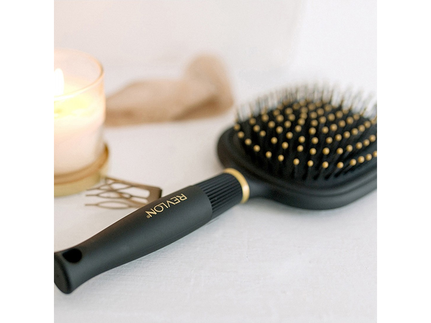 Cepillo Revlon Xl Alacia El Cabello RV3160 2