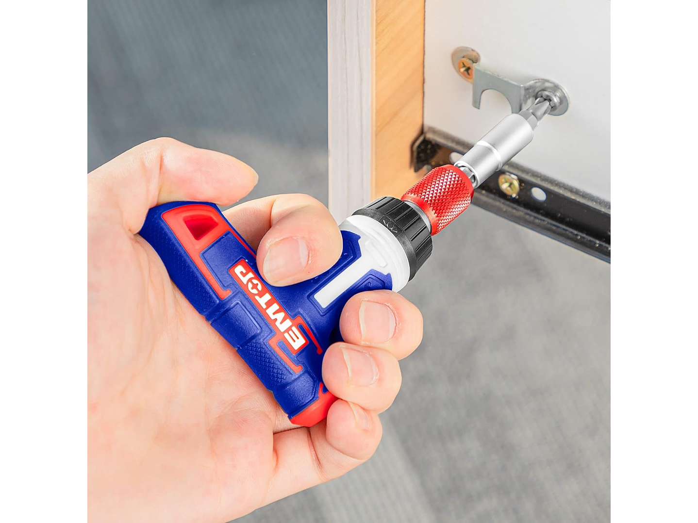 Set de 31 Piezas de Llaves con Mango en T EMTOP EBST03102 7