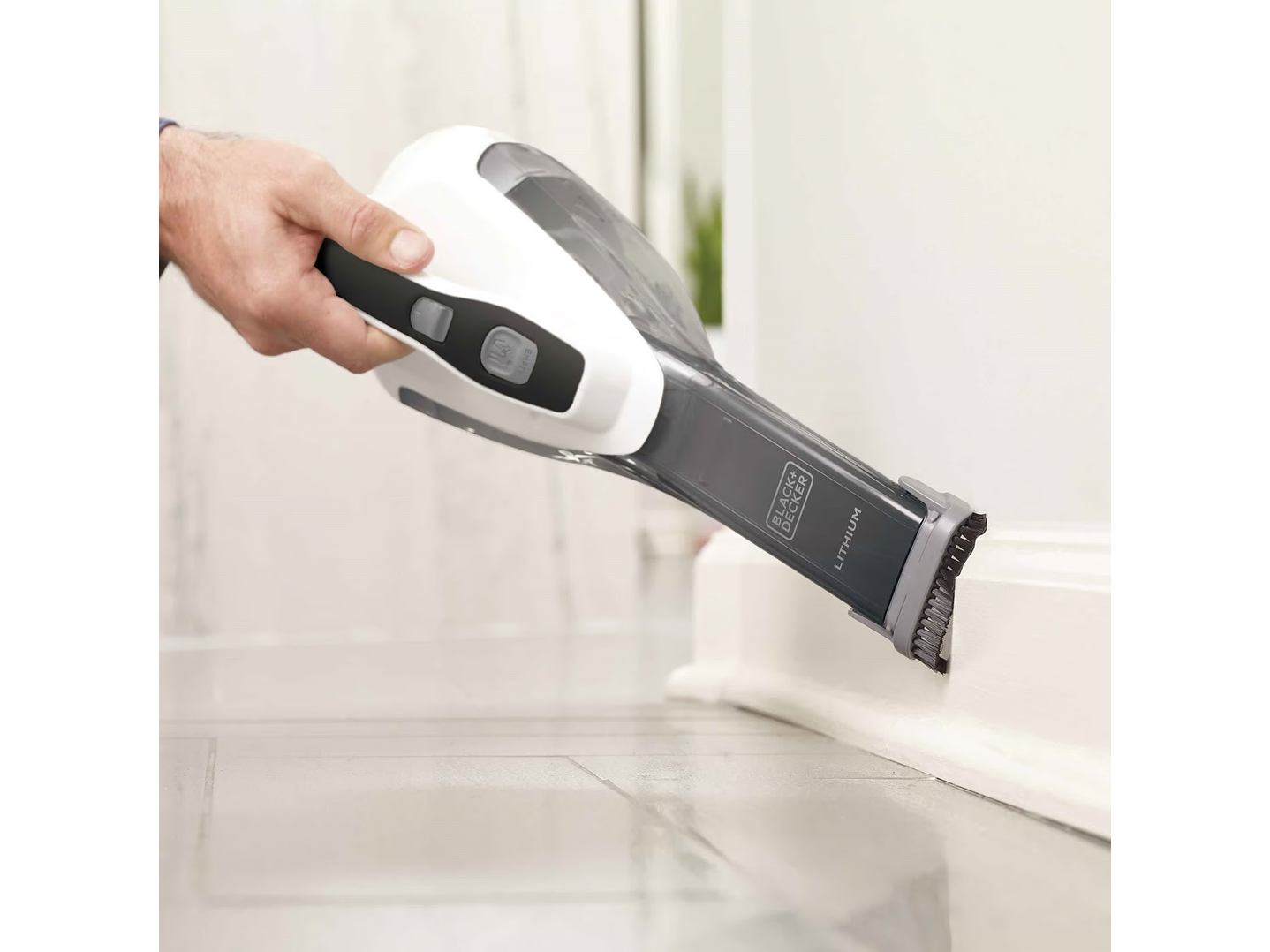 Aspiradora Inalámbrica Black+Decker HLVA325J10-B2C 2