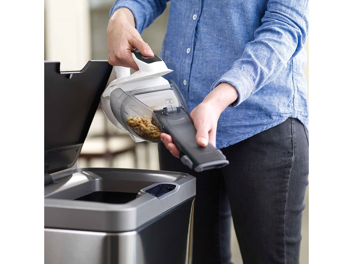 Aspiradora Inalámbrica Black+Decker HLVA325J10-B2C 5