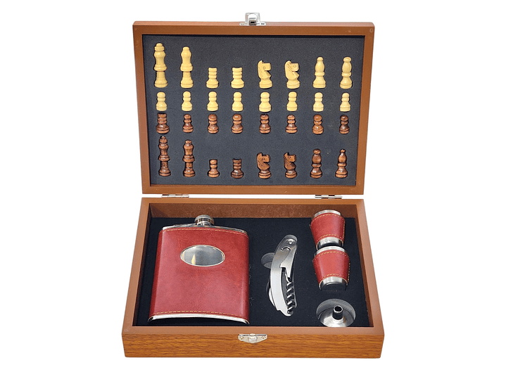 Set Juego Ajedrez Con Petaca 8oz (240ml) y Accesorios 10435 2