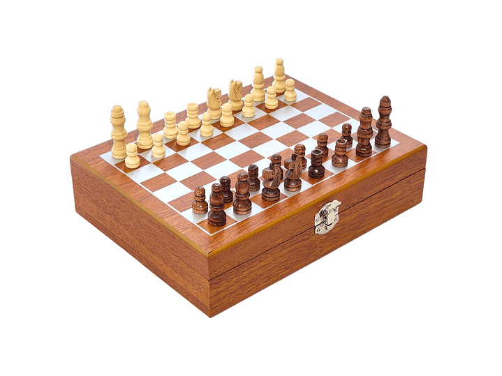 Set Juego Ajedrez Con Petaca 8oz (240ml) y Accesorios 10435 4