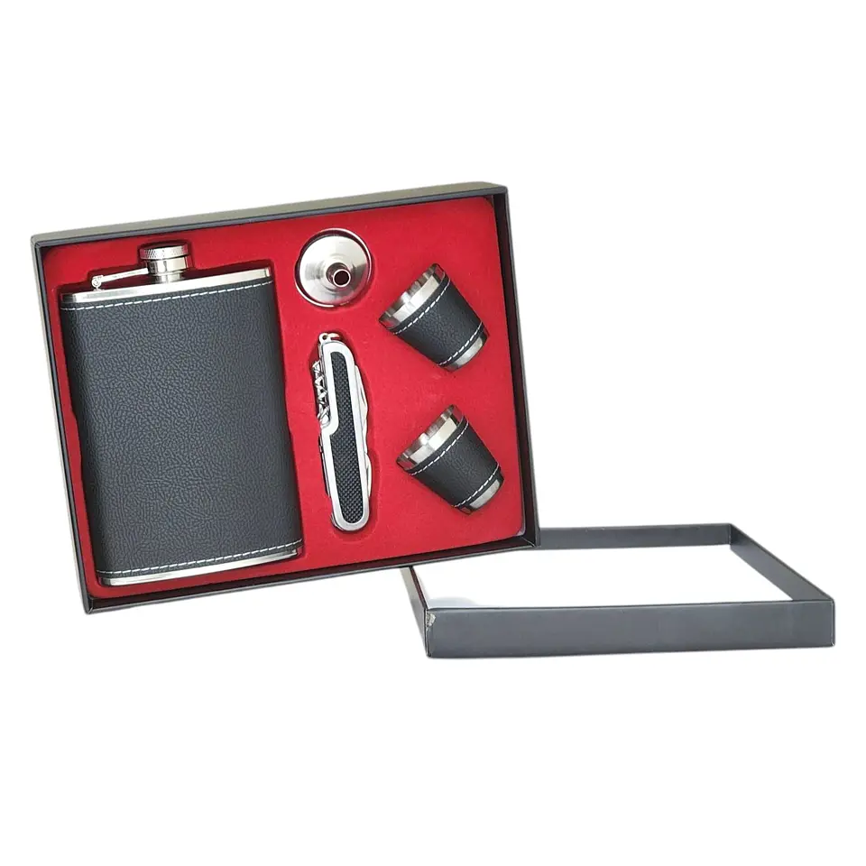 Set Petaca Licores 9oz (270ml) 4 Accesorios 16584 6