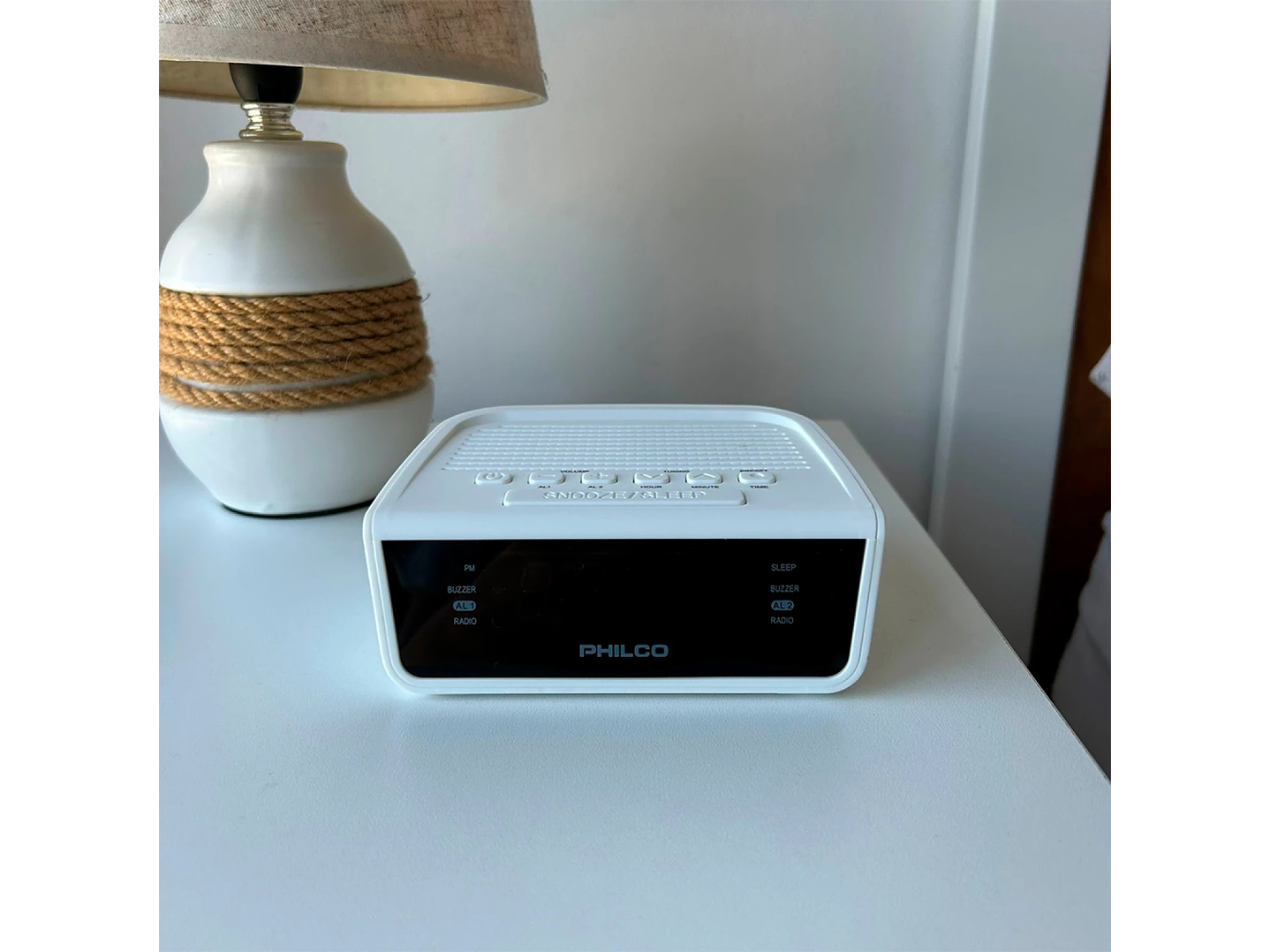Radio Reloj Despertador con Alarma Dual y Radio FM Philco 2