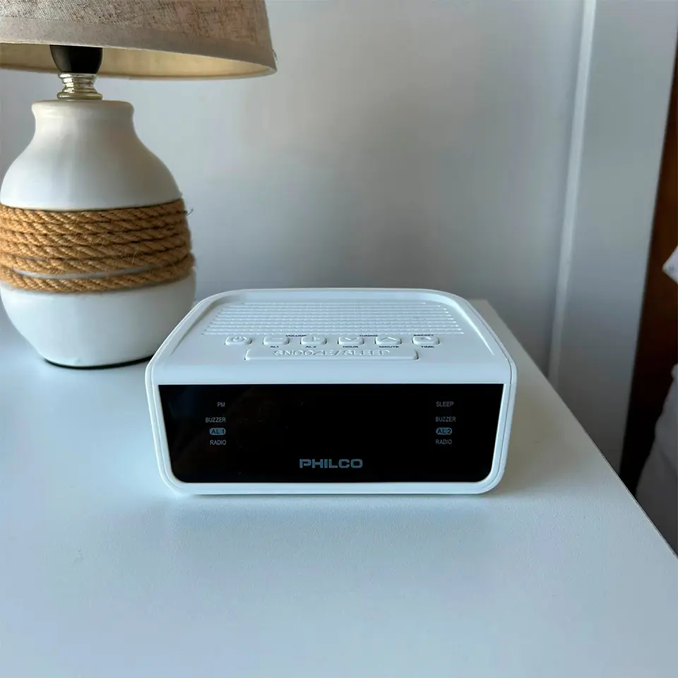 Radio Reloj Despertador con Alarma Dual y Radio FM Philco 2