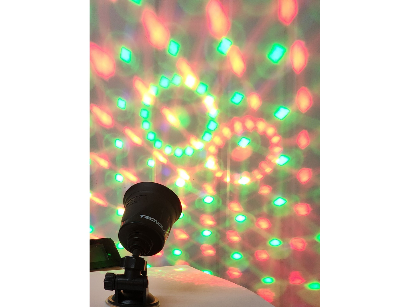 Luz Led Portátil RGB Ventosa 8 Cambios de Luz TL774 Tecnolab 7