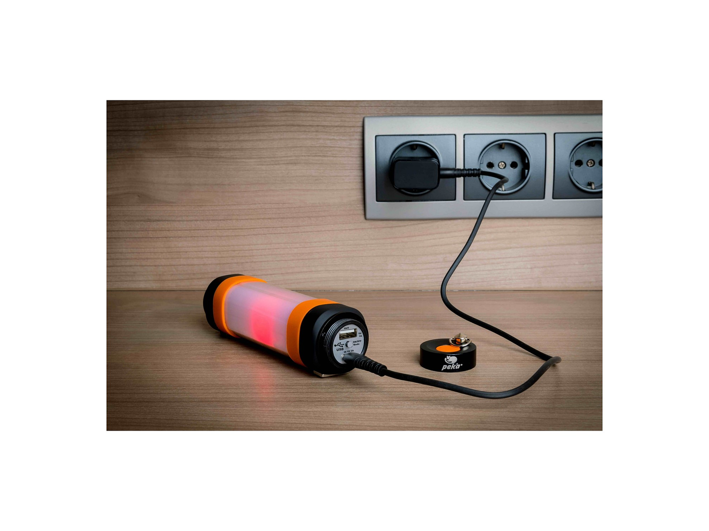 Linterna Recargable Tubular 200lm LED Repelente T016 Peka 8