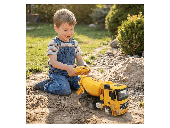 Juguete Camión Hormigonera RC Esc 1:18 Luz Sonido DBG1693 3