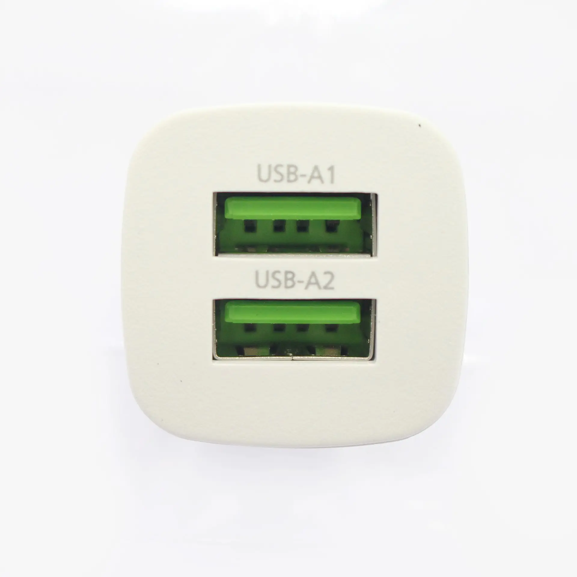 Cargador auto Philips DLP3522NW/70 blanco 2 USB-A 5
