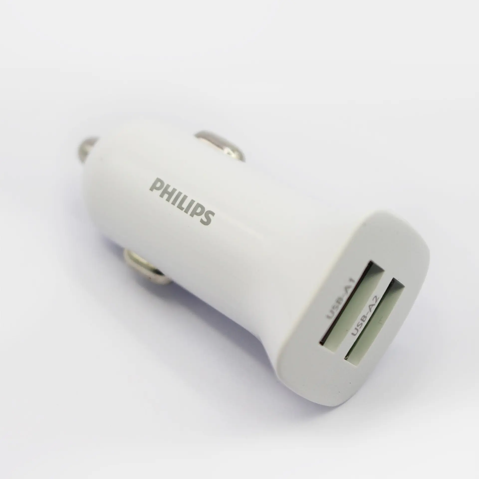 Cargador auto Philips DLP3522NW/70 blanco 2 USB-A 8