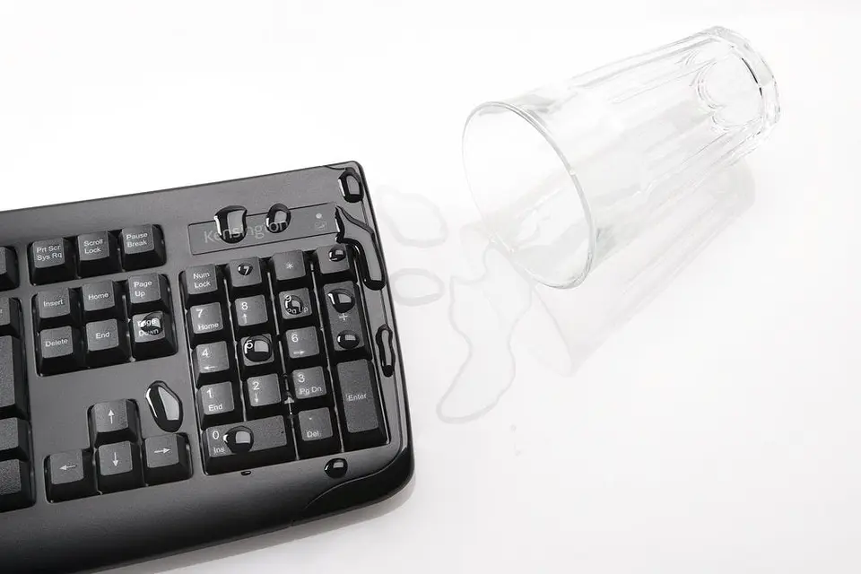 Combo Teclado y Mouse Inalámbrico Kensington Pro Fit Español por Mayor 3