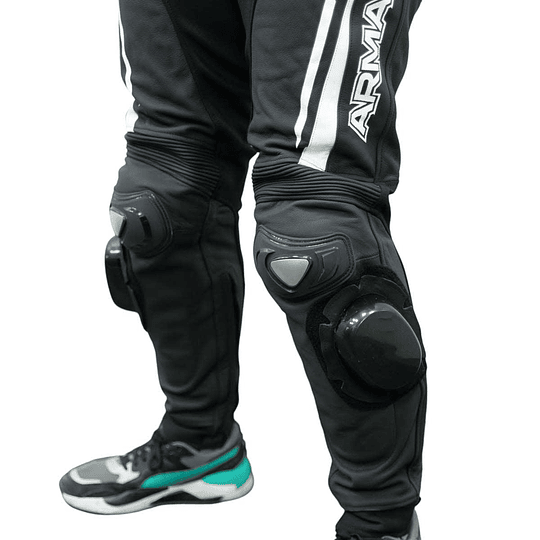 Pantalon moto armad gear steel cuero racing con sliders