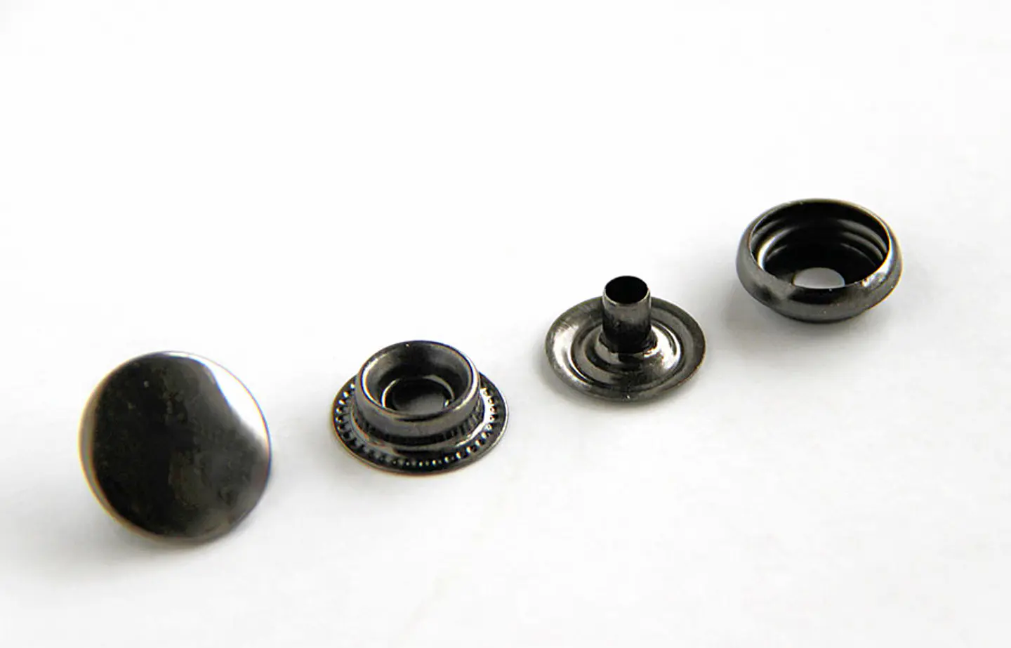 Broches Blackniquel 15mm 1