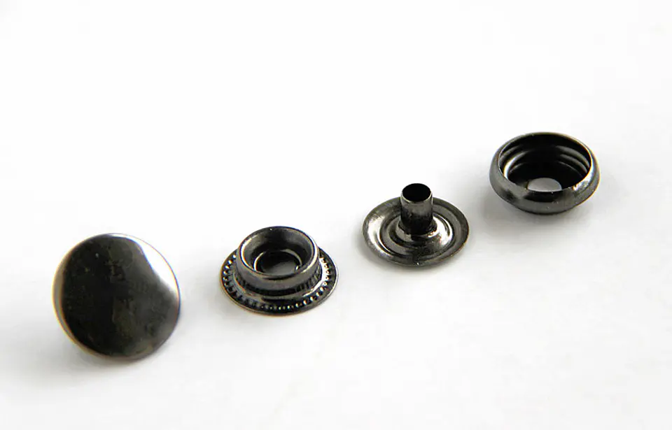 Broches Blackniquel 15mm 1