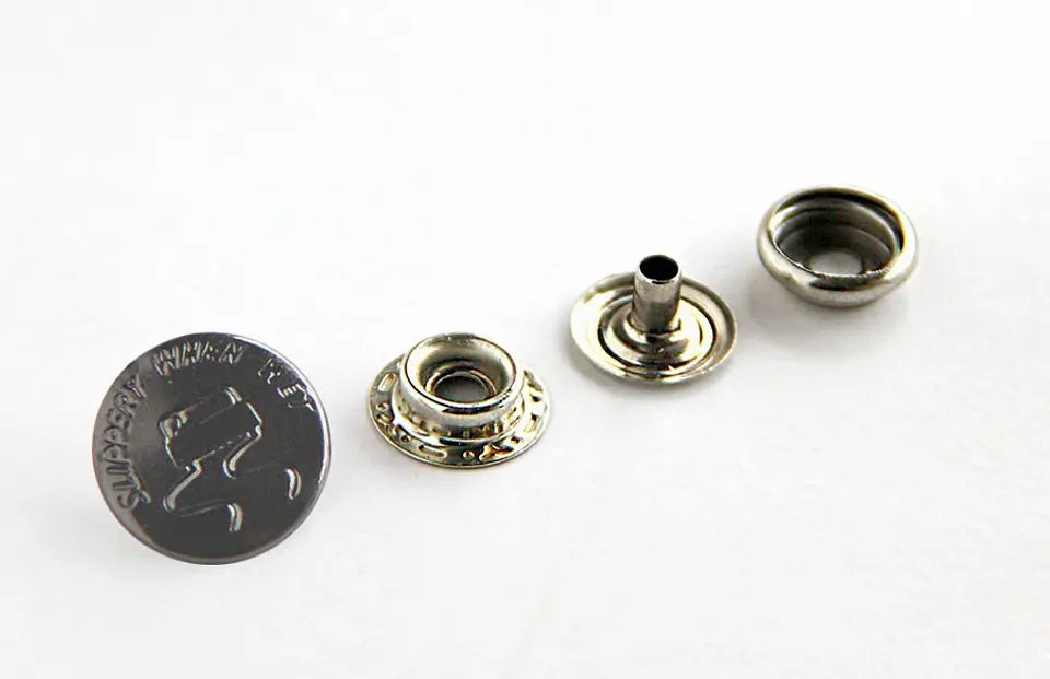 Broches Plomo Estampado 20 mm 1