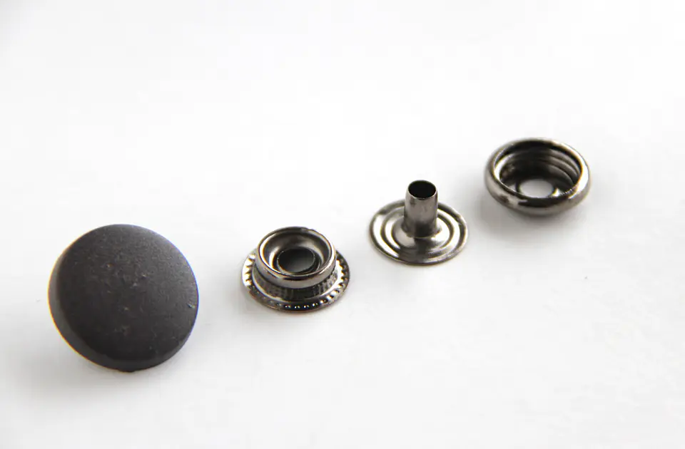 Broches Pvc Plomo 1
