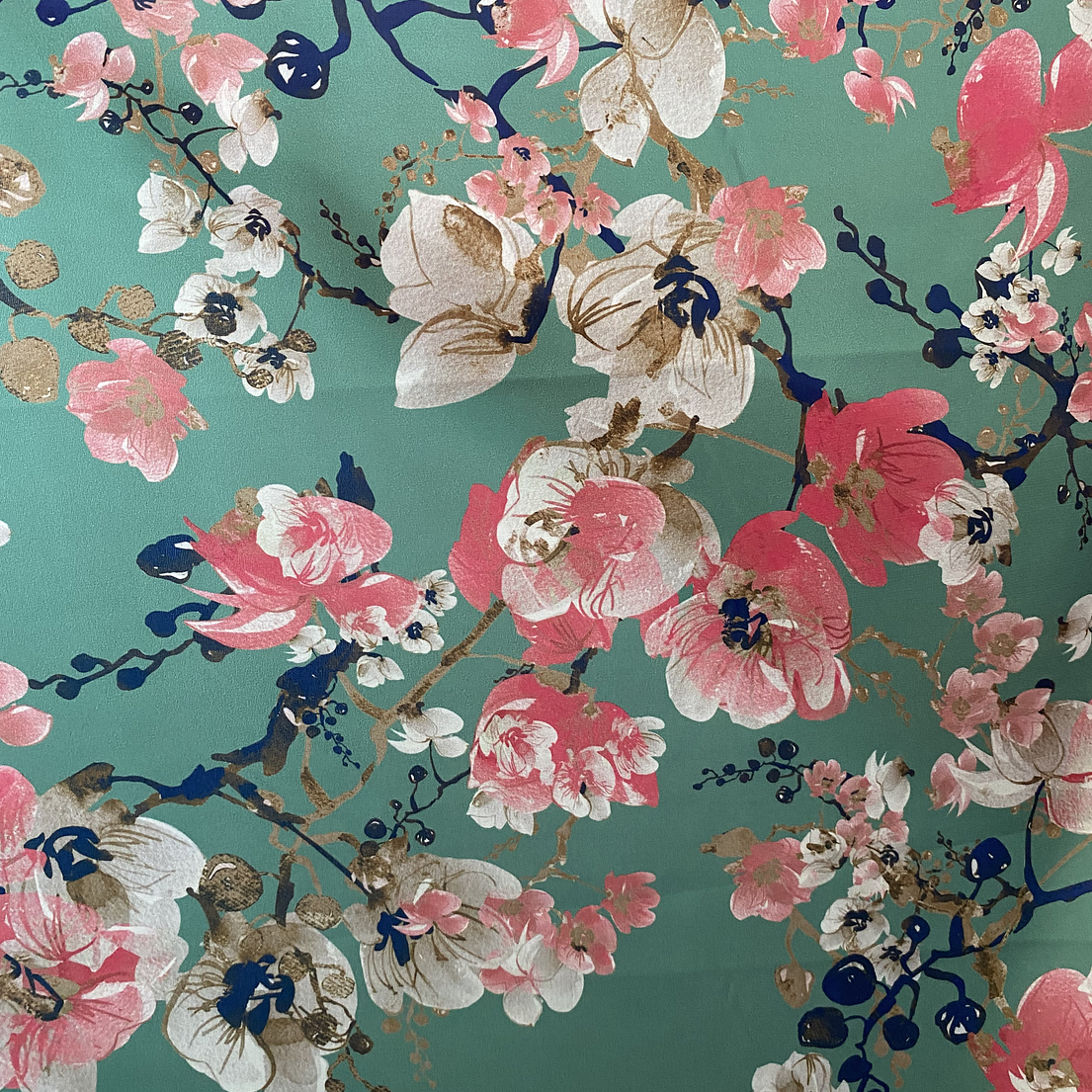 Armany Satén Flores 25