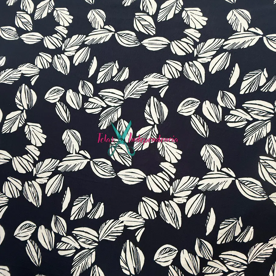 Lycra Fria Flores Blanco y Negro 3