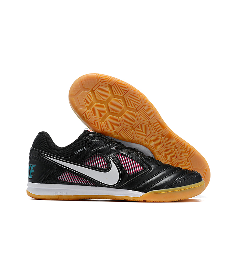 Supreme x Nike SB Gato (Futsala)