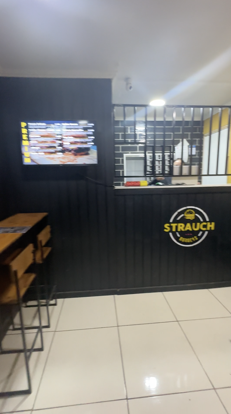 [RE]IMAGINA TU NEGOCIO T1, E6 · Strauch Burgers