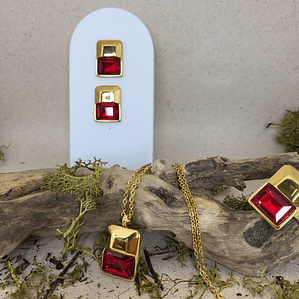 Conjunto Eclético Vermelho em Aço