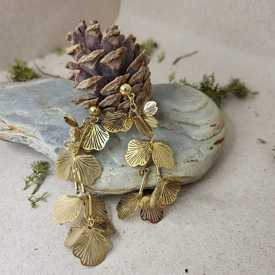 Brincos Pendentes Flores em Aço 4