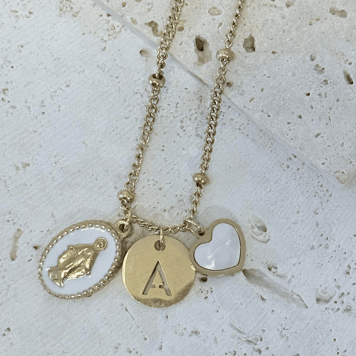 Colar Proteção Nossa Senhora das Graças com Inicial  1