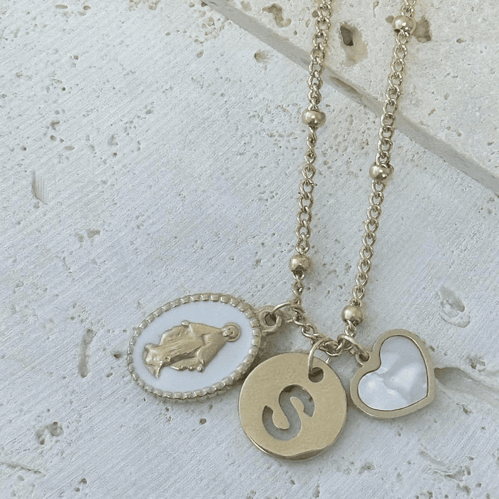 Colar Proteção Nossa Senhora das Graças com Inicial  16