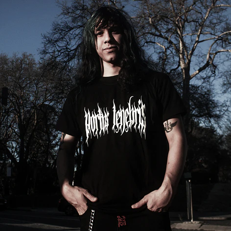 T-Shirt Ad Tenebras 4