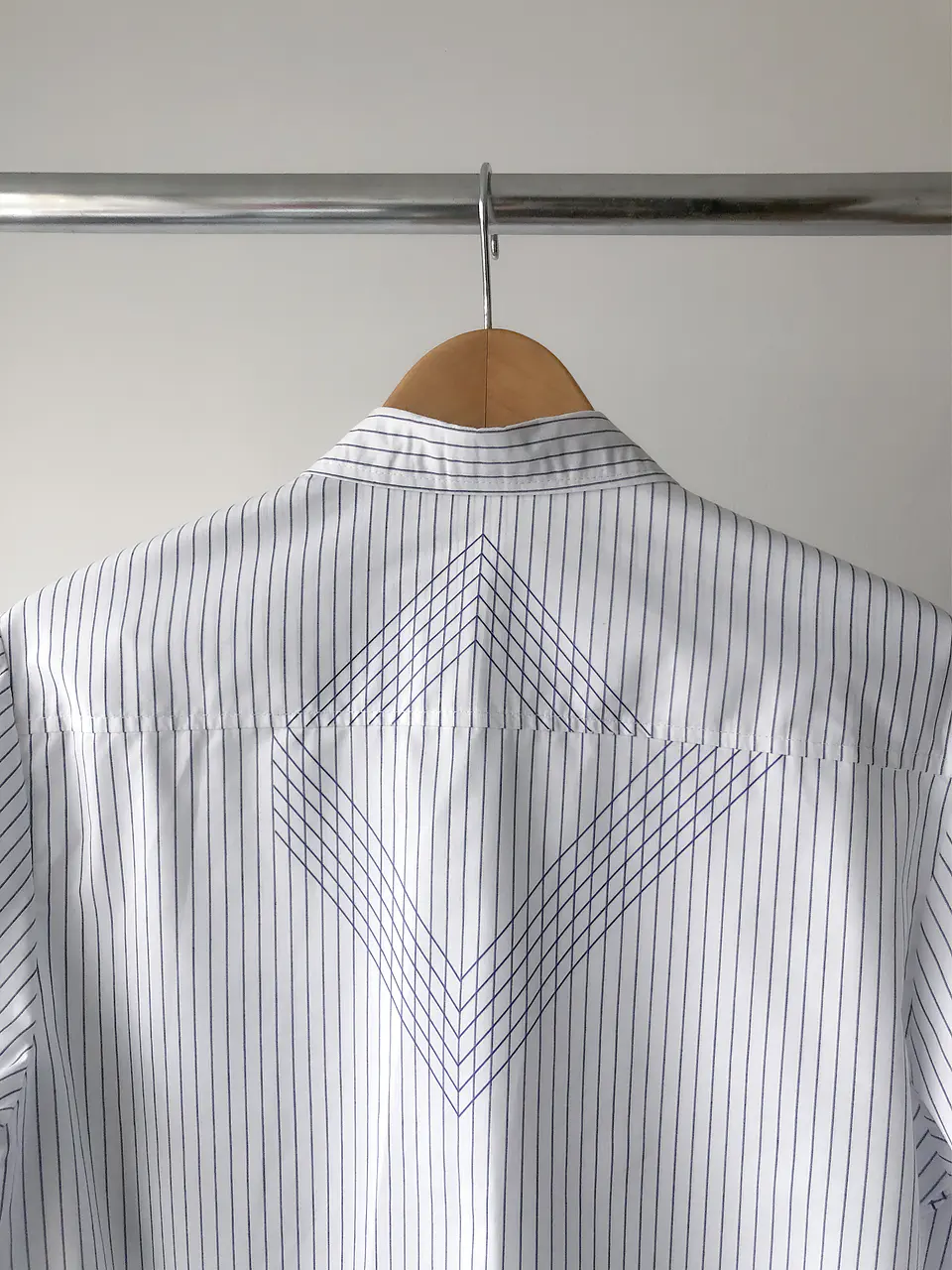 Camisa Composición de Líneas 2