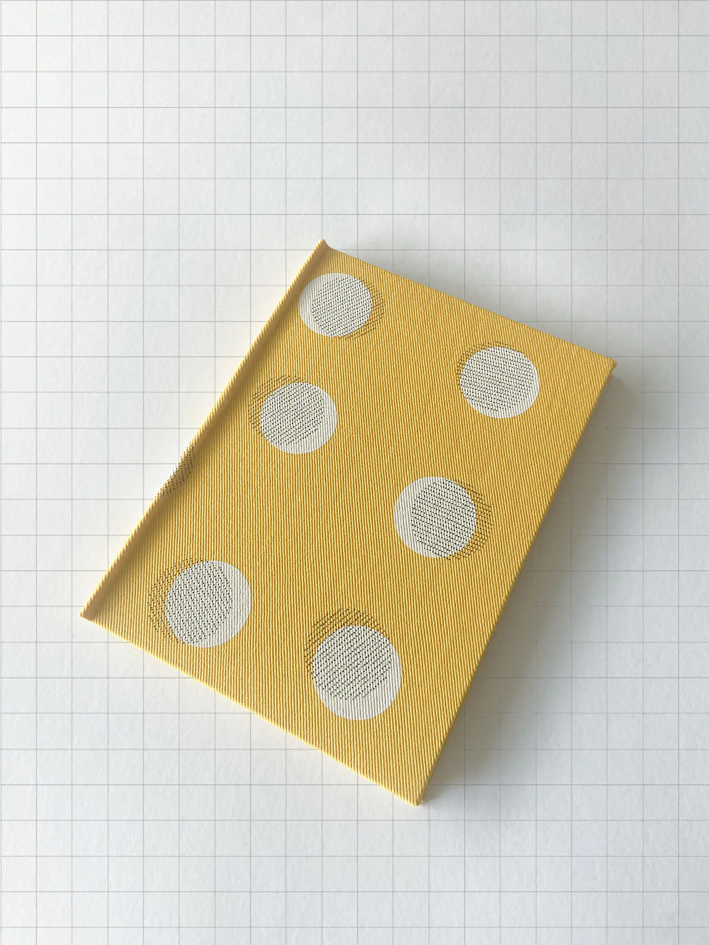 Cuaderno Amarillo lunares 2