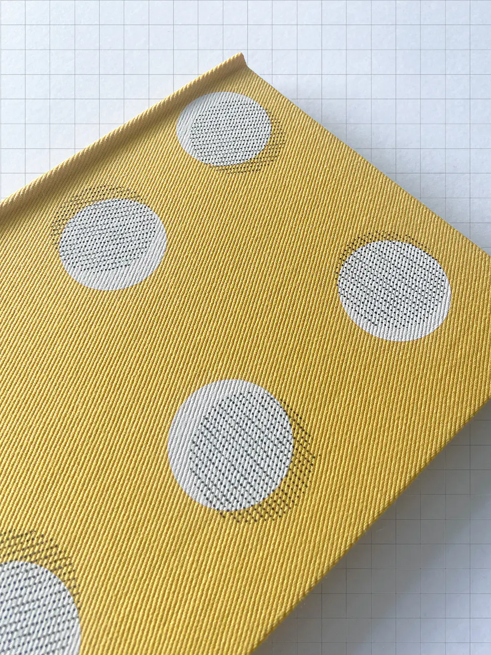 Cuaderno Amarillo lunares 5