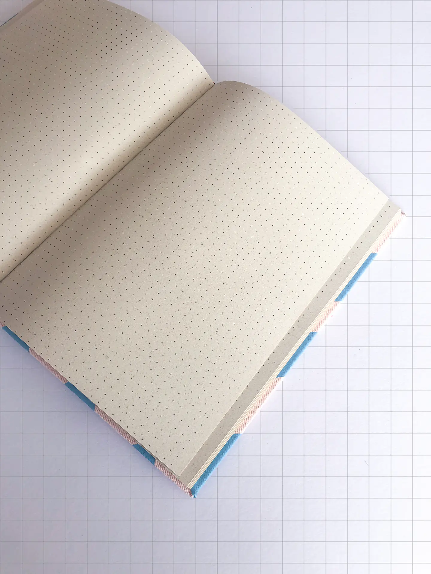 Cuaderno ondas y círculos 3
