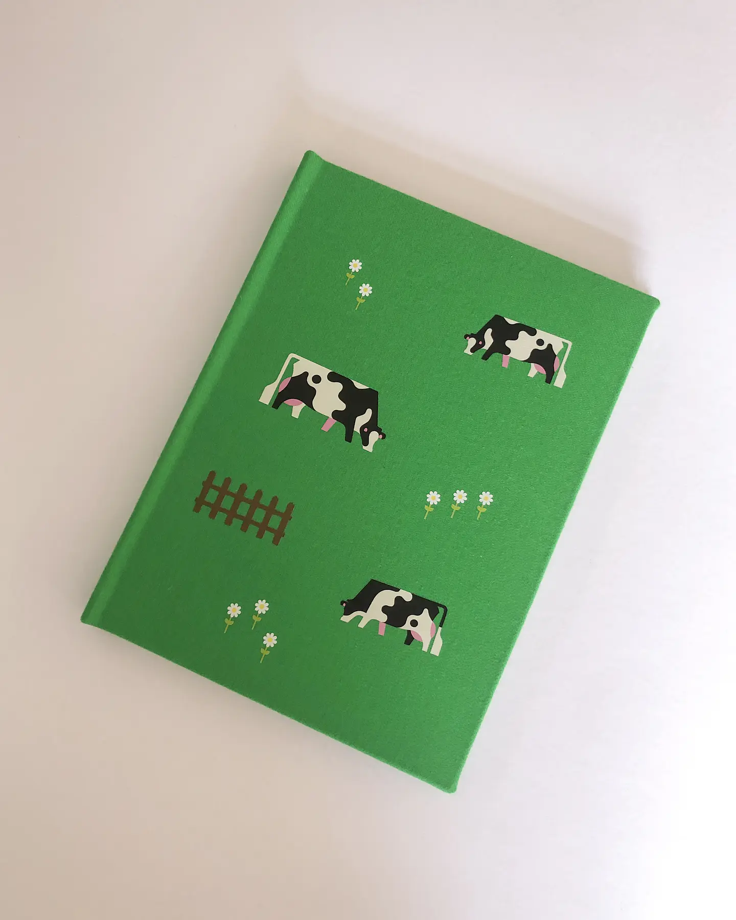 Cuaderno vacas, hojas con puntos 2