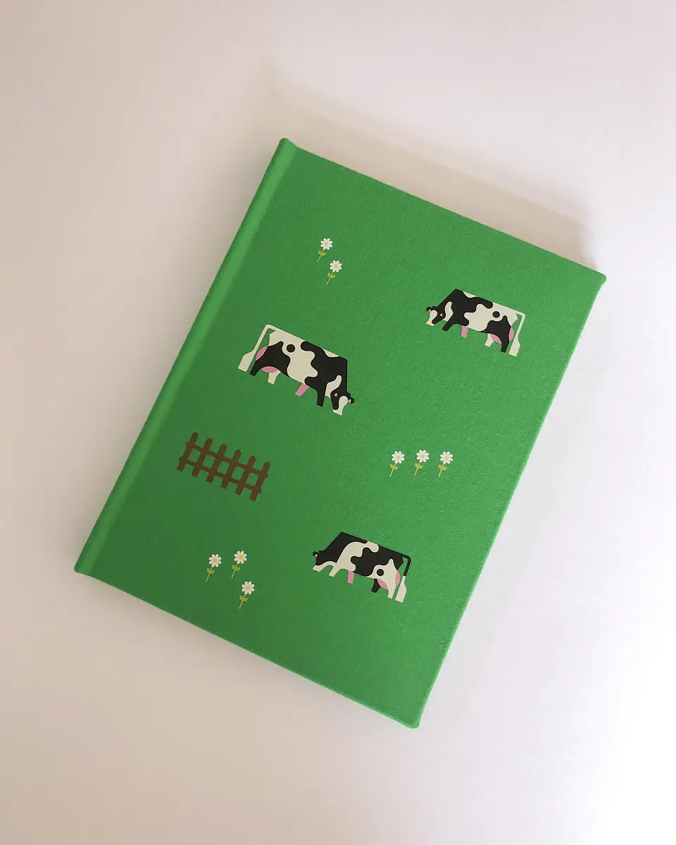 Cuaderno vacas, hojas con puntos 2