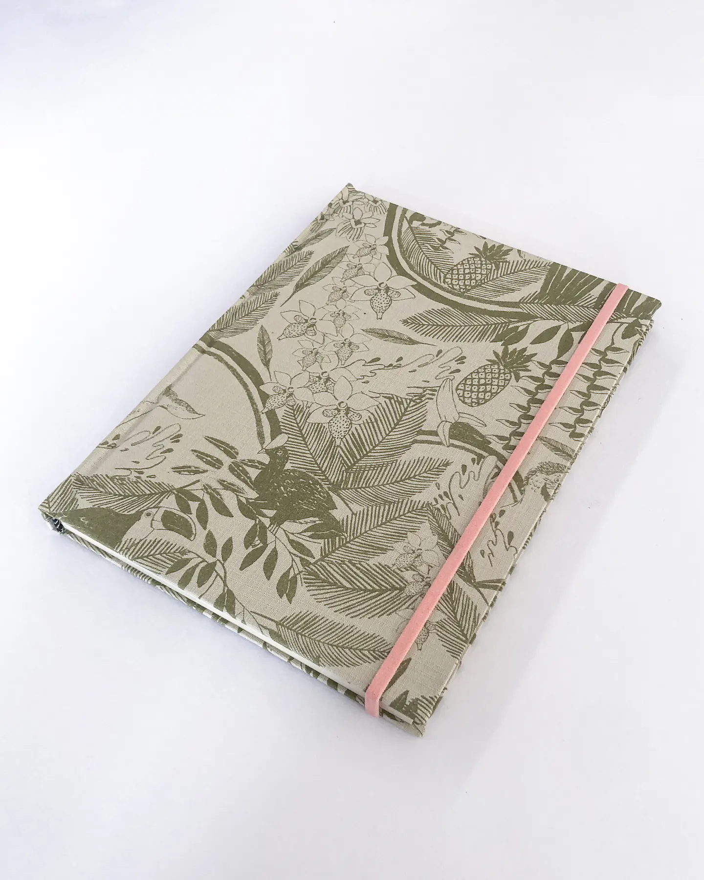 Cuaderno Amazonas, hojas rayadas 4