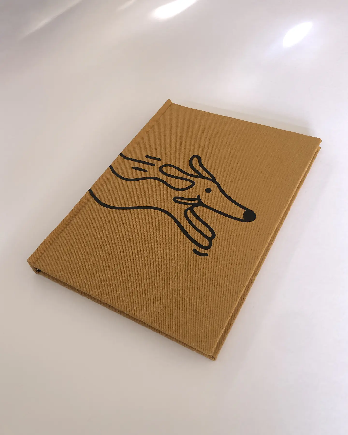 Cuaderno Perro Salchicha, hojas rayadas 1